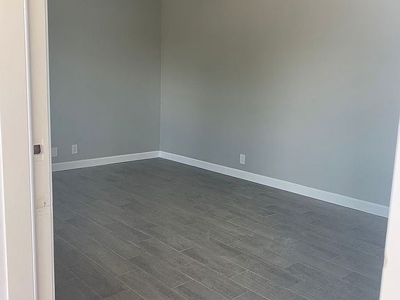 3rd image of 505 Pine St APT 2