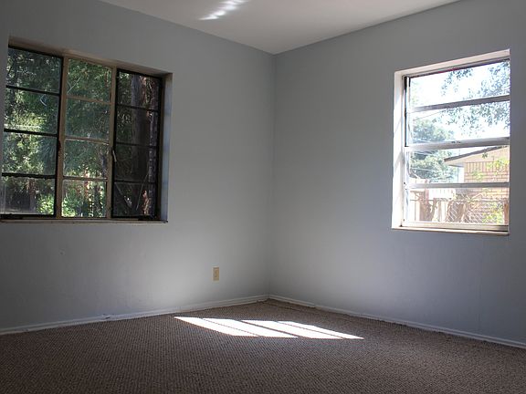 5th image of 3534 Soutel Dr