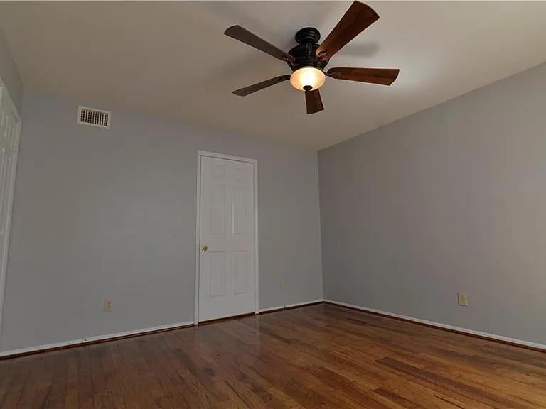 4309 Jenning Ct — Photo 5