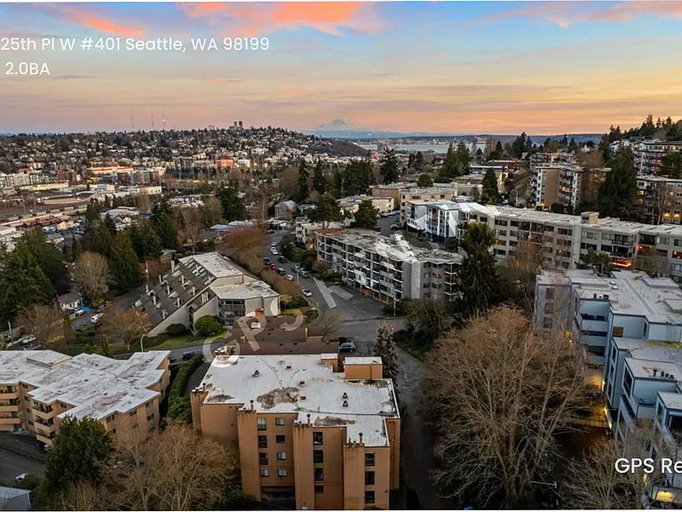 3710 25th Pl W #401 — Photo 3
