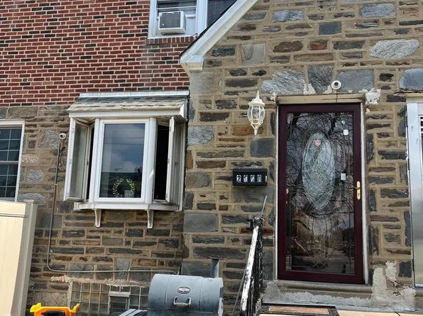 2021 Knorr St, Philadelphia, PA 19149