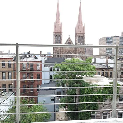 Rented by Nooklyn NYC LLC | media 44