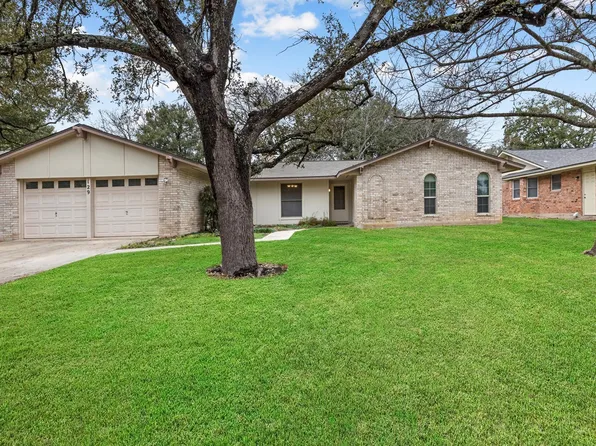 129 PATRICK HENRY DR, Schertz, TX 78154