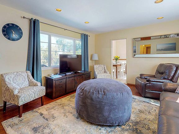 4th image of 3502 Wisteria Dr