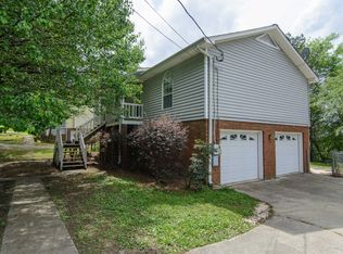 1464 Berry Rd, Birmingham, AL 35226