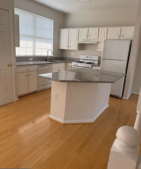 21752 Ascot Ct — Photo 8