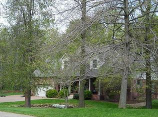 7344 Shadow Brook Dr, Newburgh, IN 47630