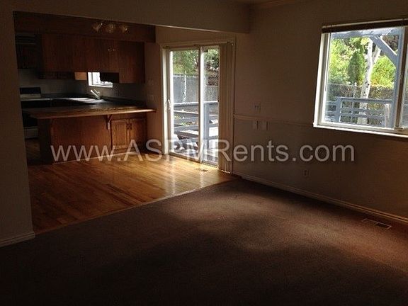 4th image of 7969 S Mountain Oaks Dr