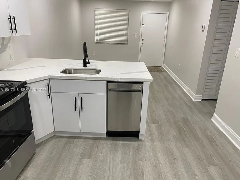 4650 W Flagler St #3 — Photo 8