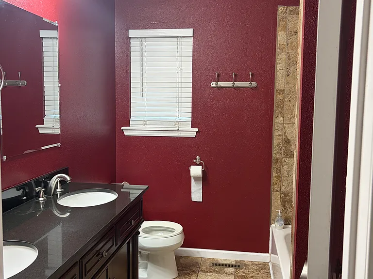 109 Anita Dr — Photo 5
