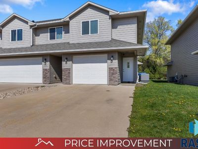 322 Macey Ave, Harrisburg, SD, 57032