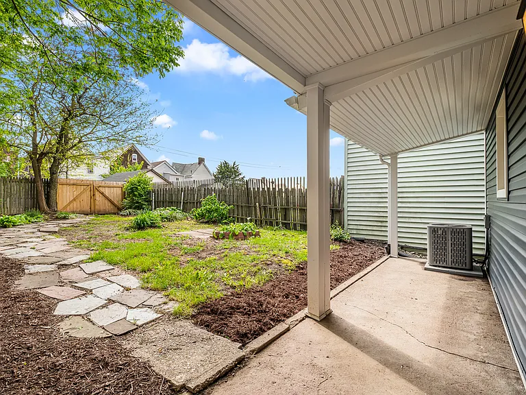 7324 Schley Ave — Photo 35