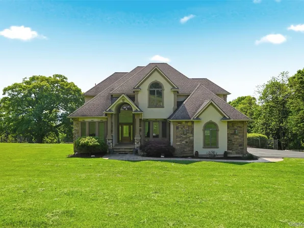 4 Rachel Court, Bloomingburg, NY 12721