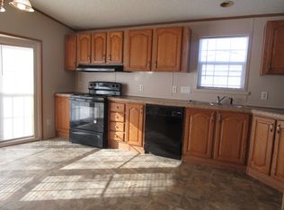 38 Monterey Ln, Olathe, KS 66061