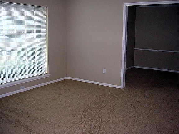 Formal living room & dining room
