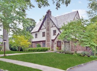 34 Orchard Rd, Larchmont, NY 10538