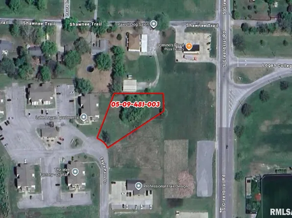 Eagle Pass Dr, Carterville, IL 62918