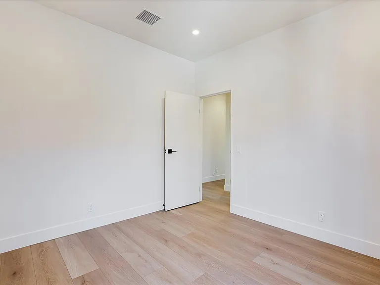 602 Anacapa St #A — Photo 12