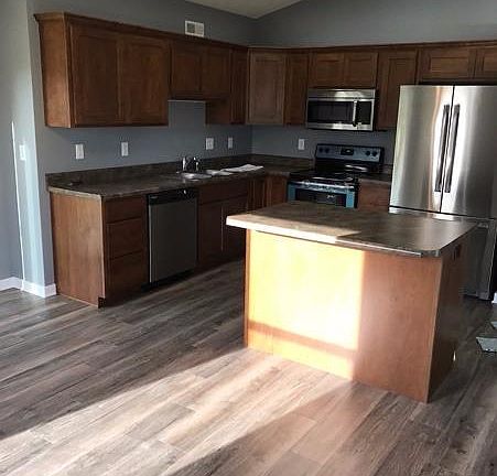 3rd image of 2046 W Kostal Ct
