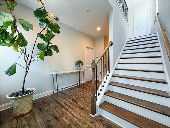 3rd image of 649 Hanlon Way