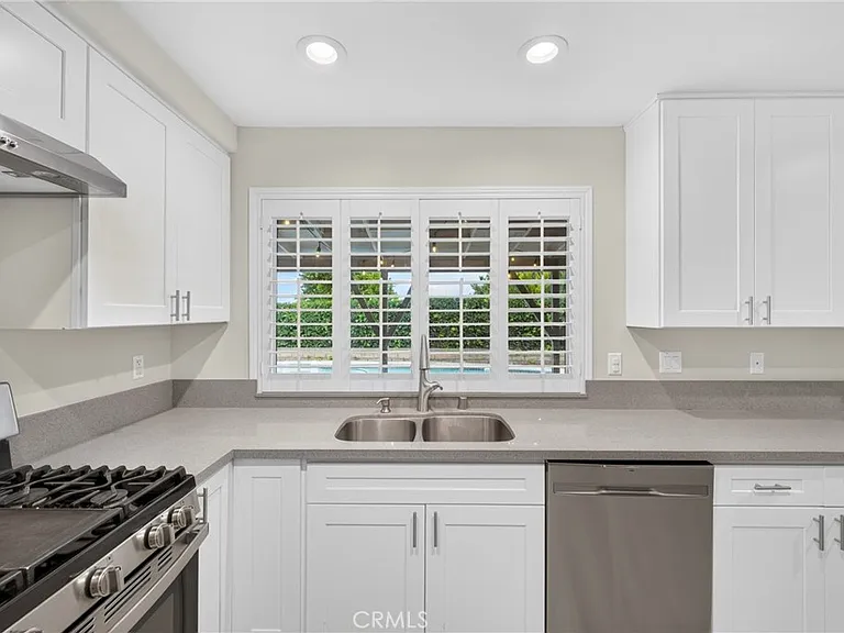 23547 Decorah Rd — Photo 15