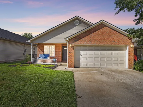 141 Clover Valley Dr, Lexington, KY 40511