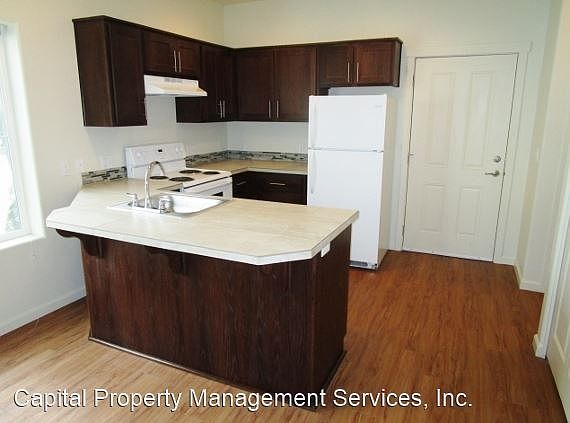 4th image of 7608 N Portsmouth Ave APT 1E