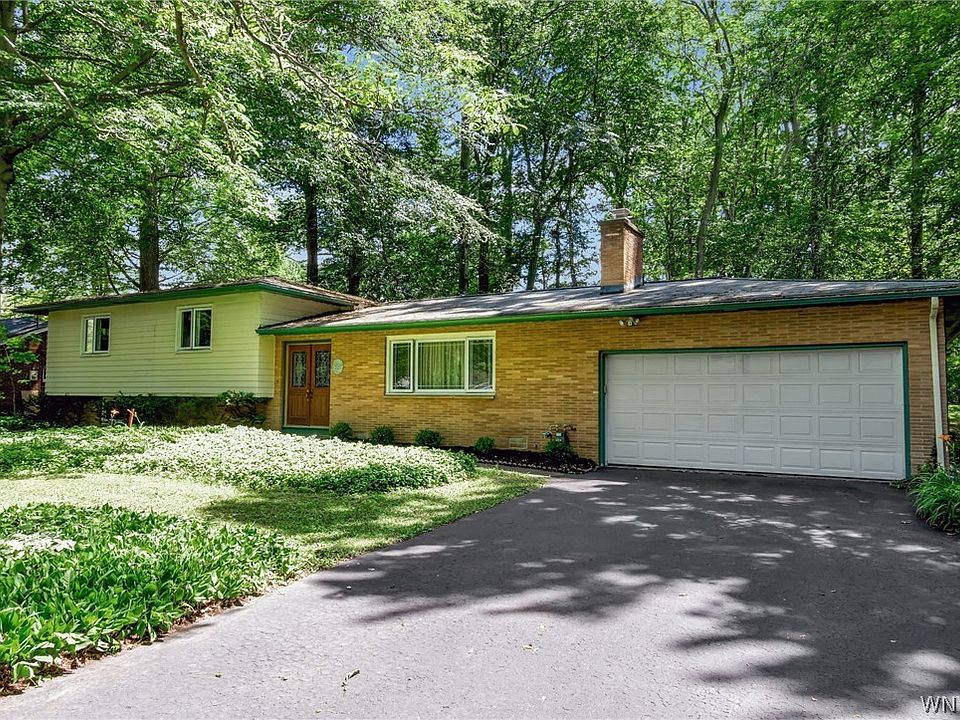 1st image of 303 Hilltop Dr