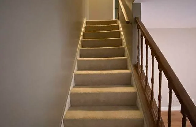 132 Brookwood Ct — Photo 8