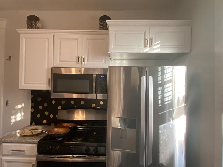 3722 Beekman St #2 — Photo 10