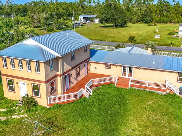 8635 E Bayhead Ct, Youngstown, FL 32466