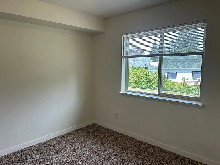 5702 Bass Dr — Photo 24