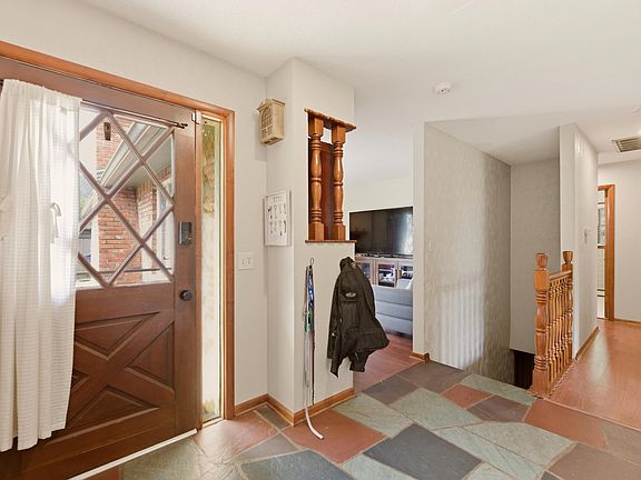 4th image of 2805 N Richmond Ave