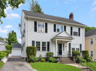 47 Lyndhurst Ave, Providence, RI 02908