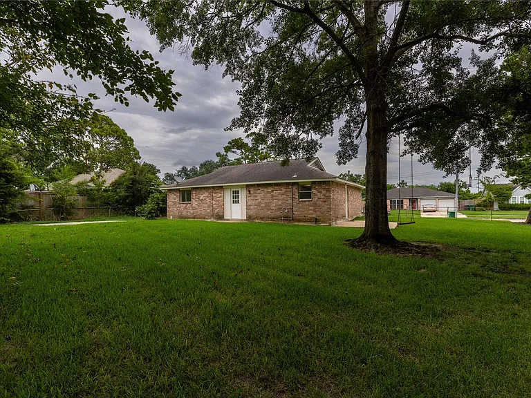 12314 Flushing Meadows Dr — Photo 16