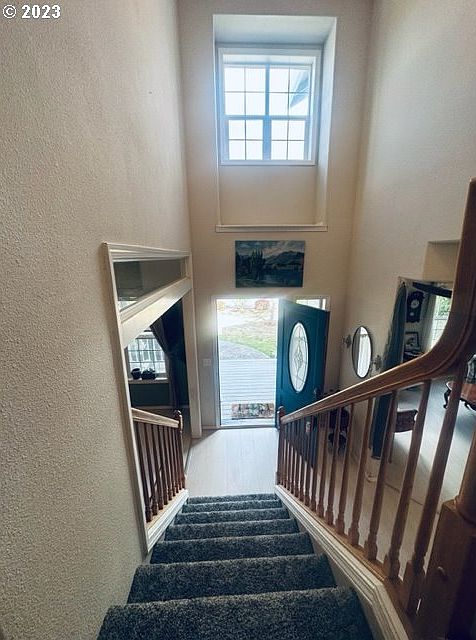 Primary Bedroom-Upper>