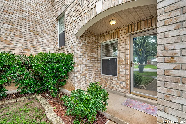 3 bed, 2.5 bath, 1879 sqft, $1,750 — Photo 4