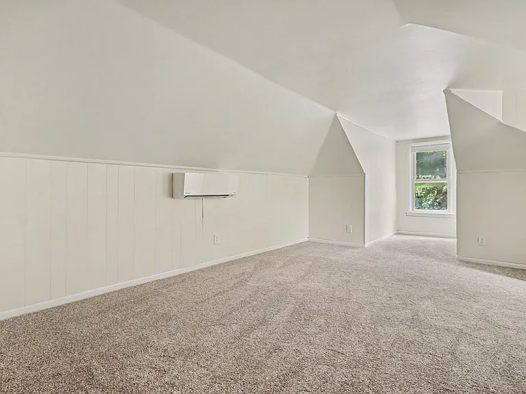 4515 Camberwell Rd — Photo 18