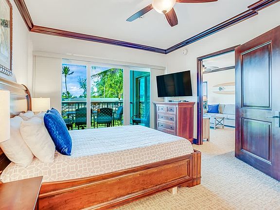4th image of 4-820 Kuhio Hwy APT C305