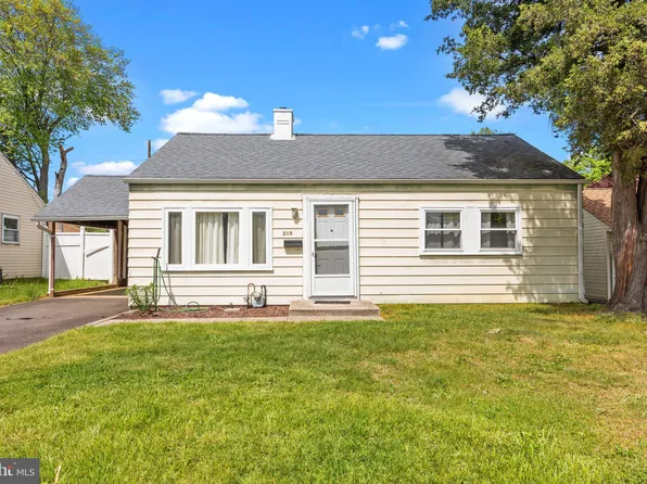 219 Doone Rd, Fairless Hills, PA 19030