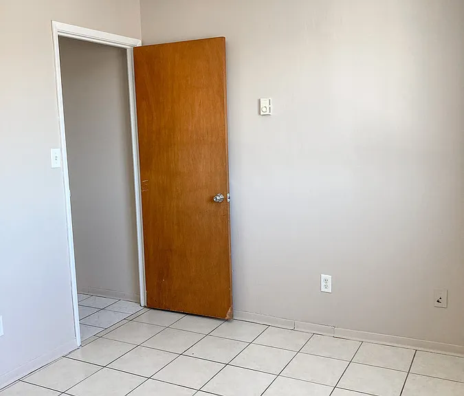 892 Campbell Ave #12 — Photo 8