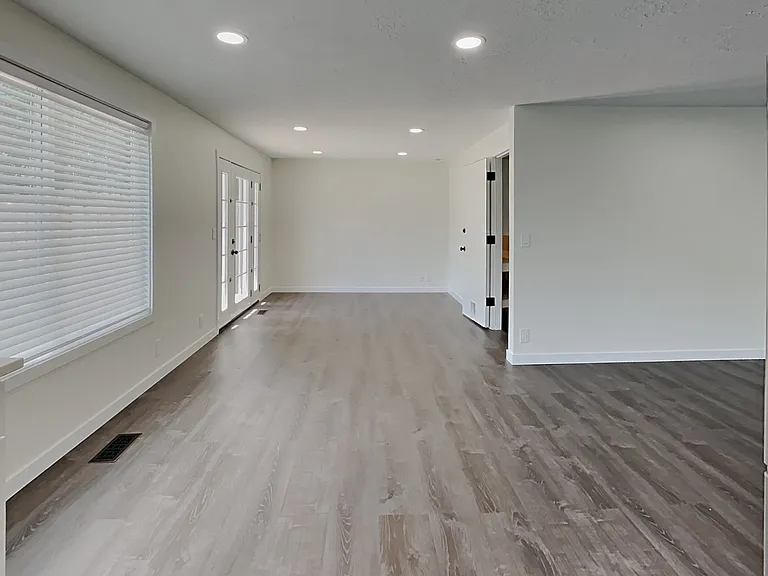 20710 SW Jay St — Photo 16