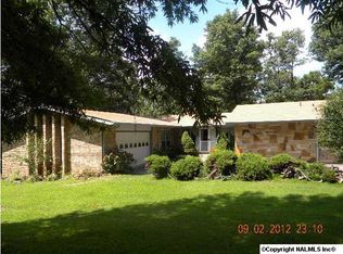 4202 Desoto Pkwy NE, Fort Payne, AL 35967