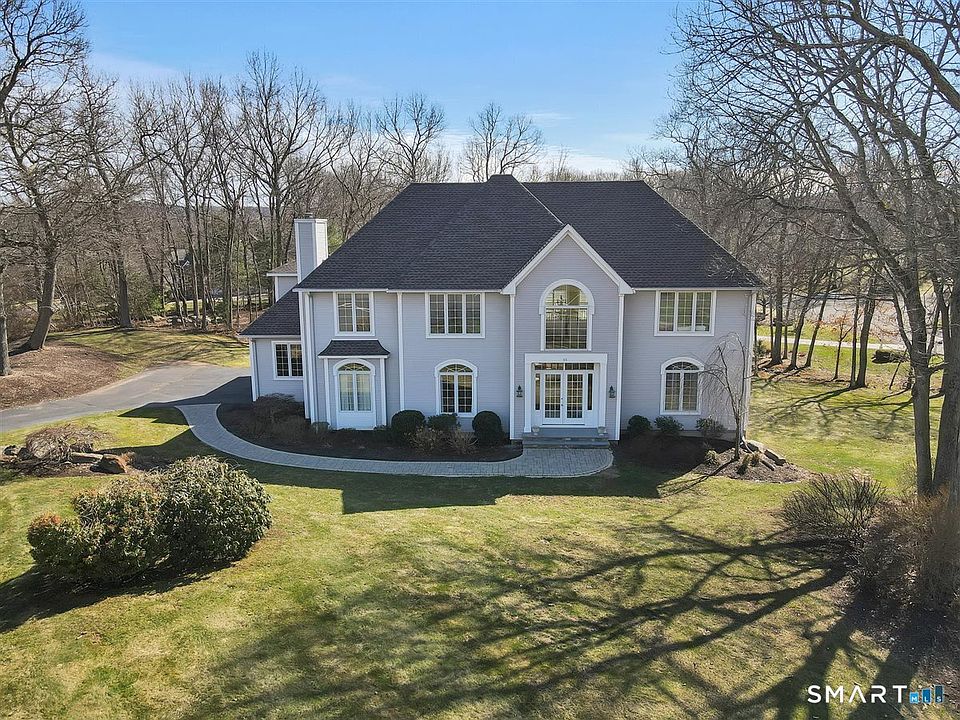1st image of 80 Aspen Drive