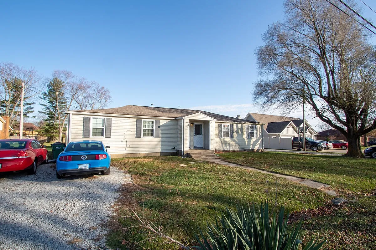 4155 N County Rd 575 E — Photo 2