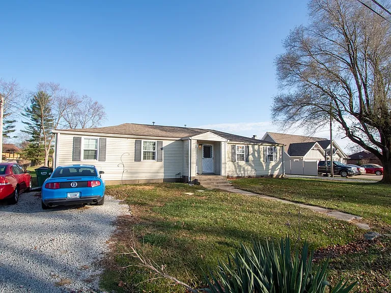 4155 N County Road 575 E — Photo 2