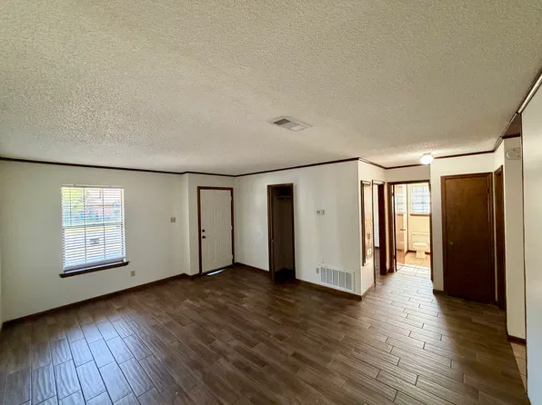 627 Brierly Dr, Sherwood, AR 72120