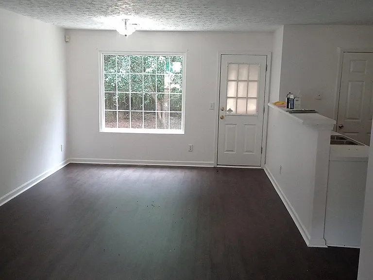 2803 Cedar Trace Dr — Photo 3