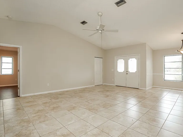 278 Mark Twain Ln — Photo 6