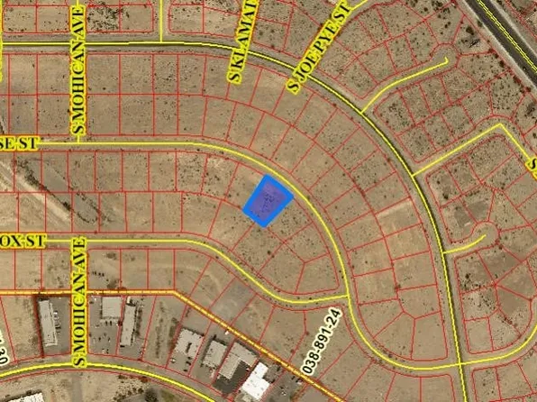 2221 E Ironhorse St, Pahrump, NV 89048